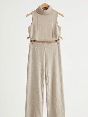 Sleeveless Turtleneck Knit Crop Top & Wide-Leg Pants Set - Cream